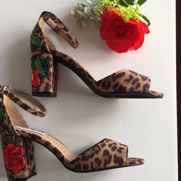 Steve Madden Shoes - Steve Madden Merlys Jeweled Detail Heels 8.5